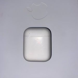 AirPods case and one left airpod